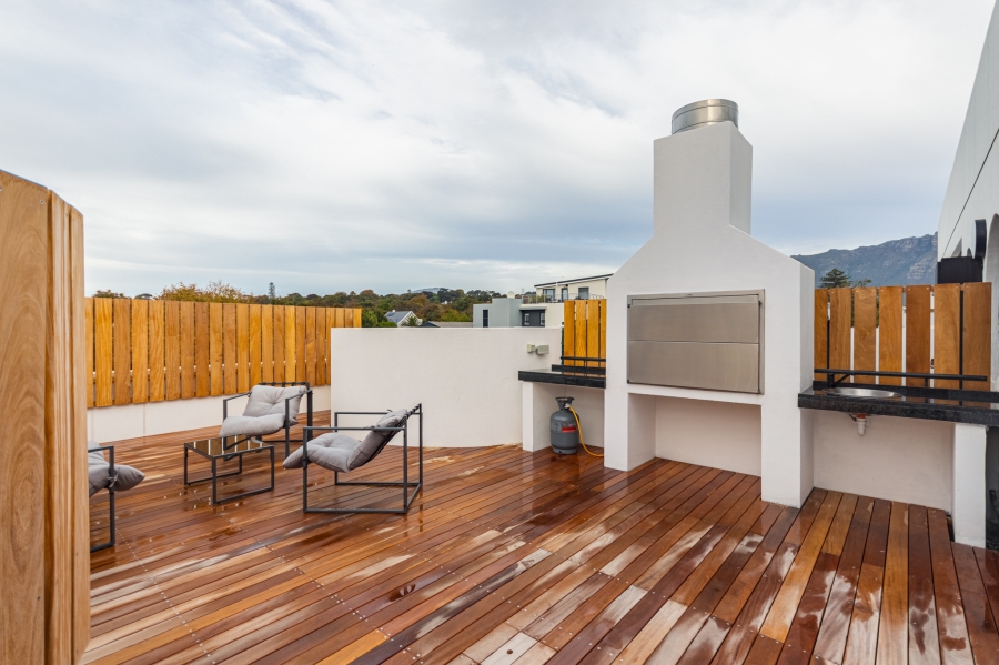 2 Bedroom Property for Sale in Claremont Upper Western Cape